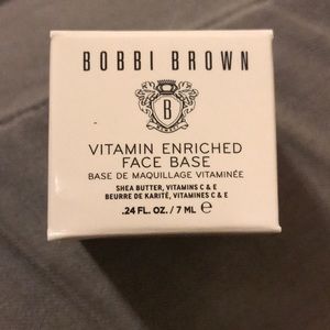 NWT Bobbi brown vitamin enriched face base
